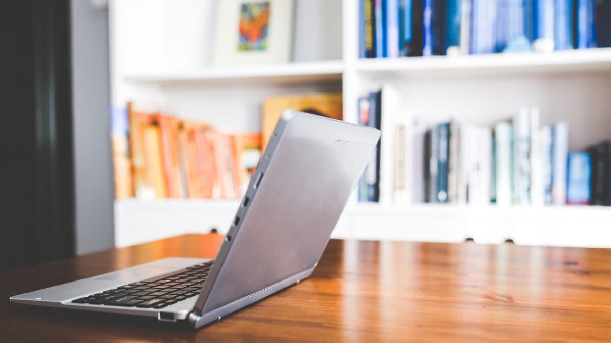 Livro Redes de Computadores: Tanenbaum é Difícil? Análise Completa (Review 2026)