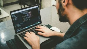 Como Criar uma API RESTful em Python com Flask em 5 Passos Simples