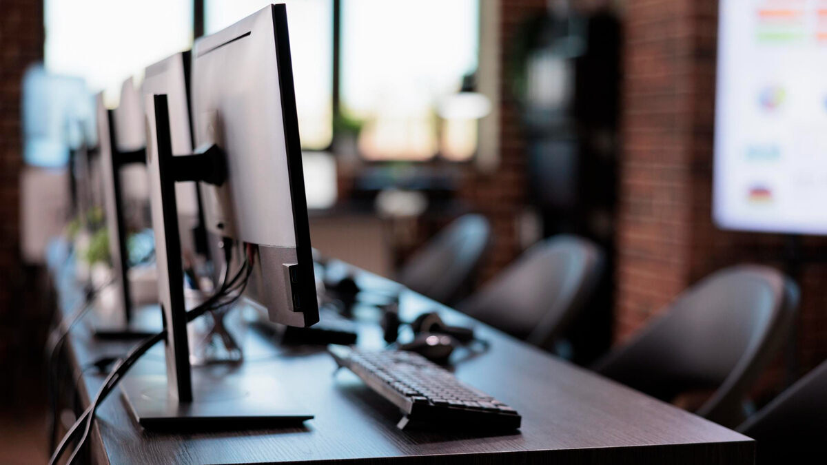 5 Monitores UltraWide para Programadores, Designers e Gamers: Guia Completo 2025